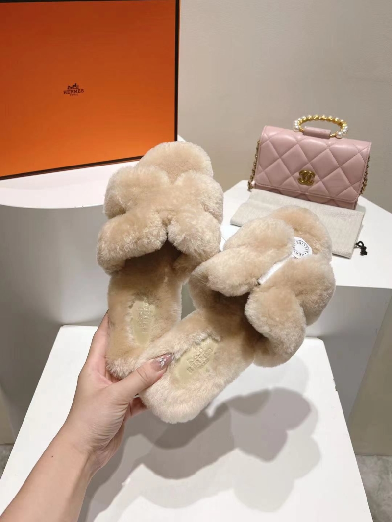 Hermes Slippers